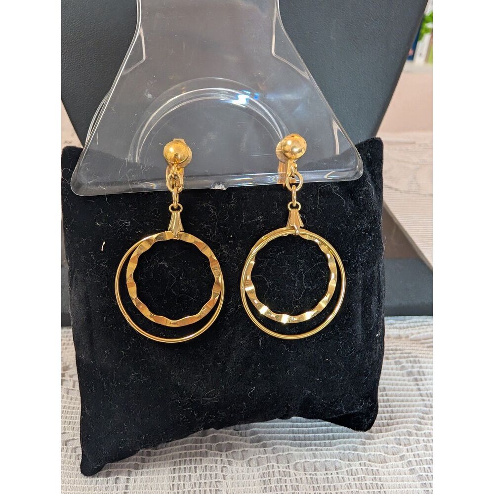 Vintage Golden Hour Double Hoop Drop Clip On Earrings, Wavy Diamond-Cut Detail